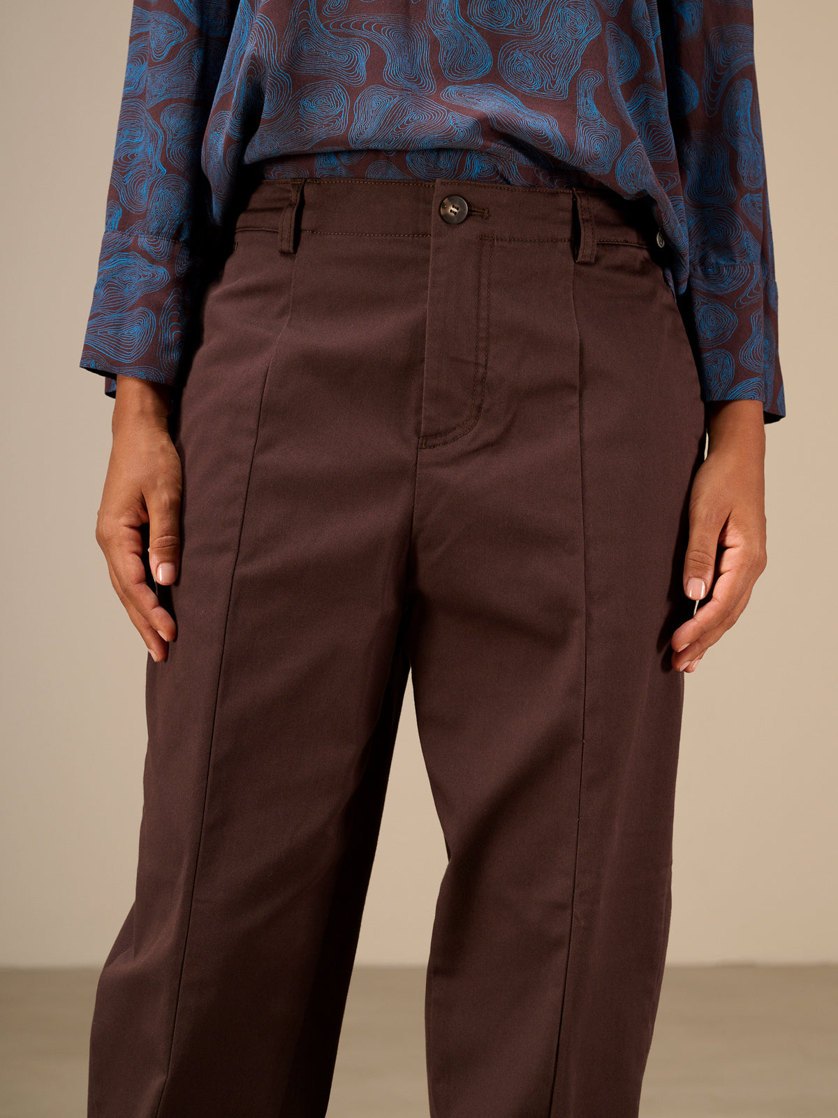Pants with pleats