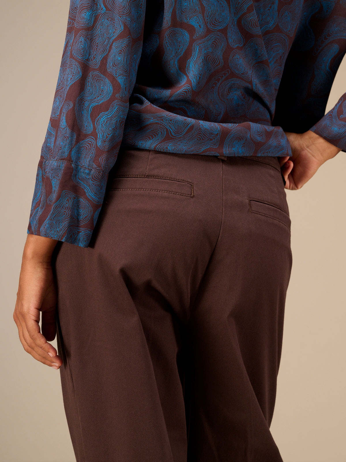 Pants with pleats