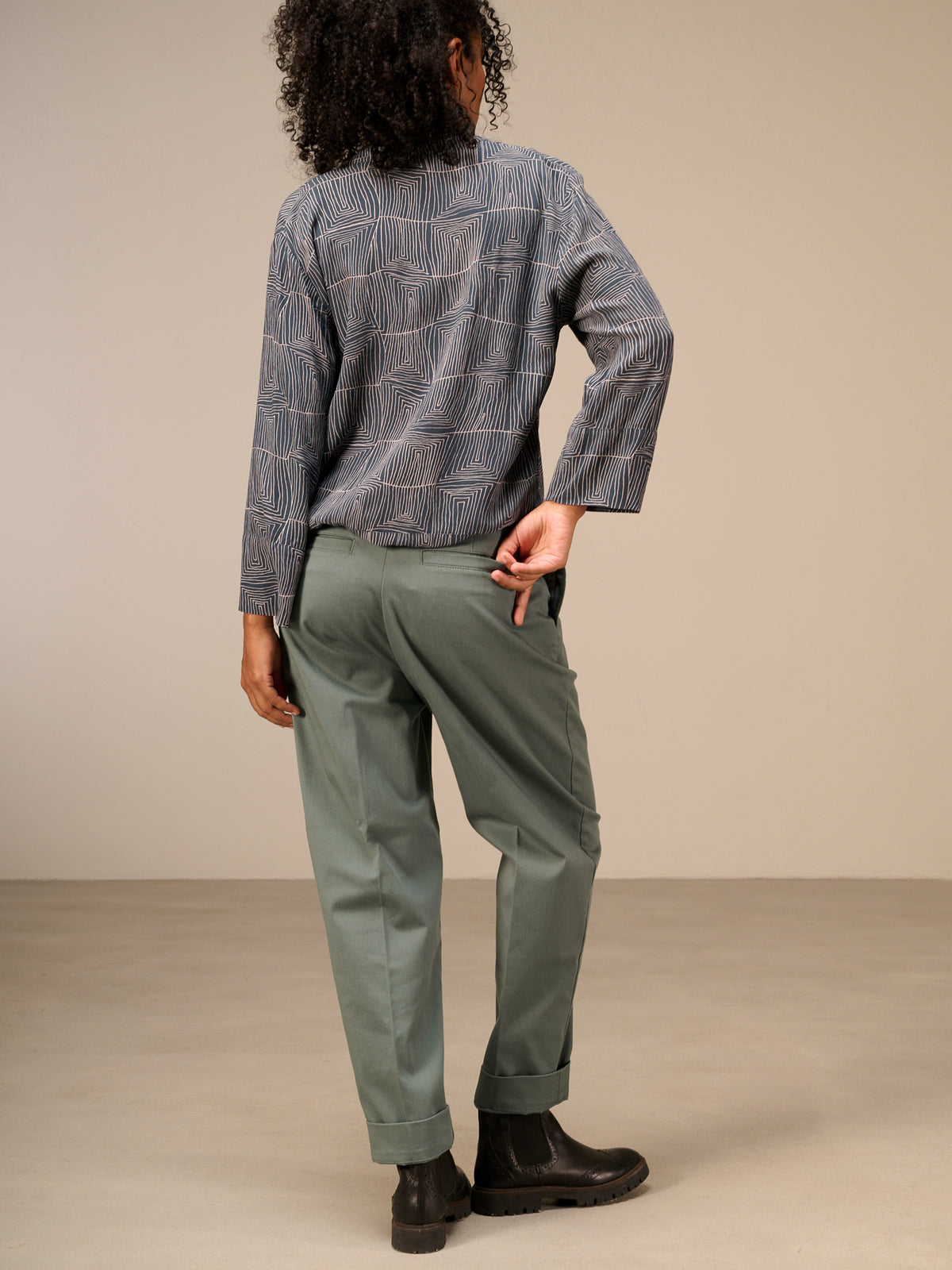 Pants with pleats