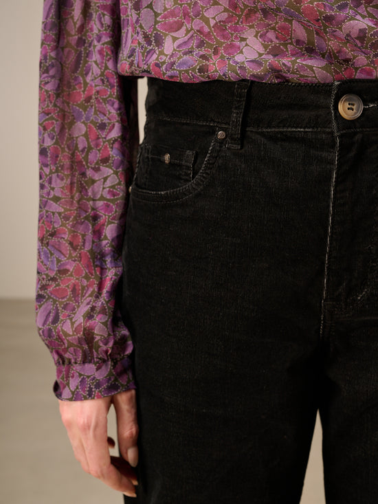 Straight-leg trousers