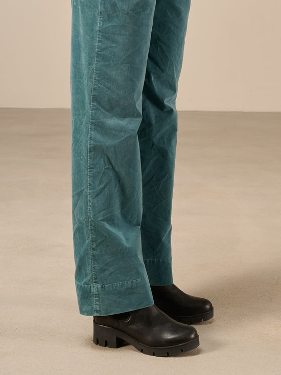 Straight-leg trousers