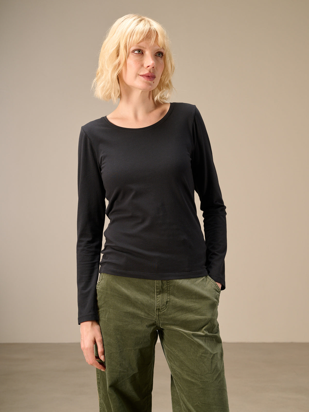 Round-neck shirt