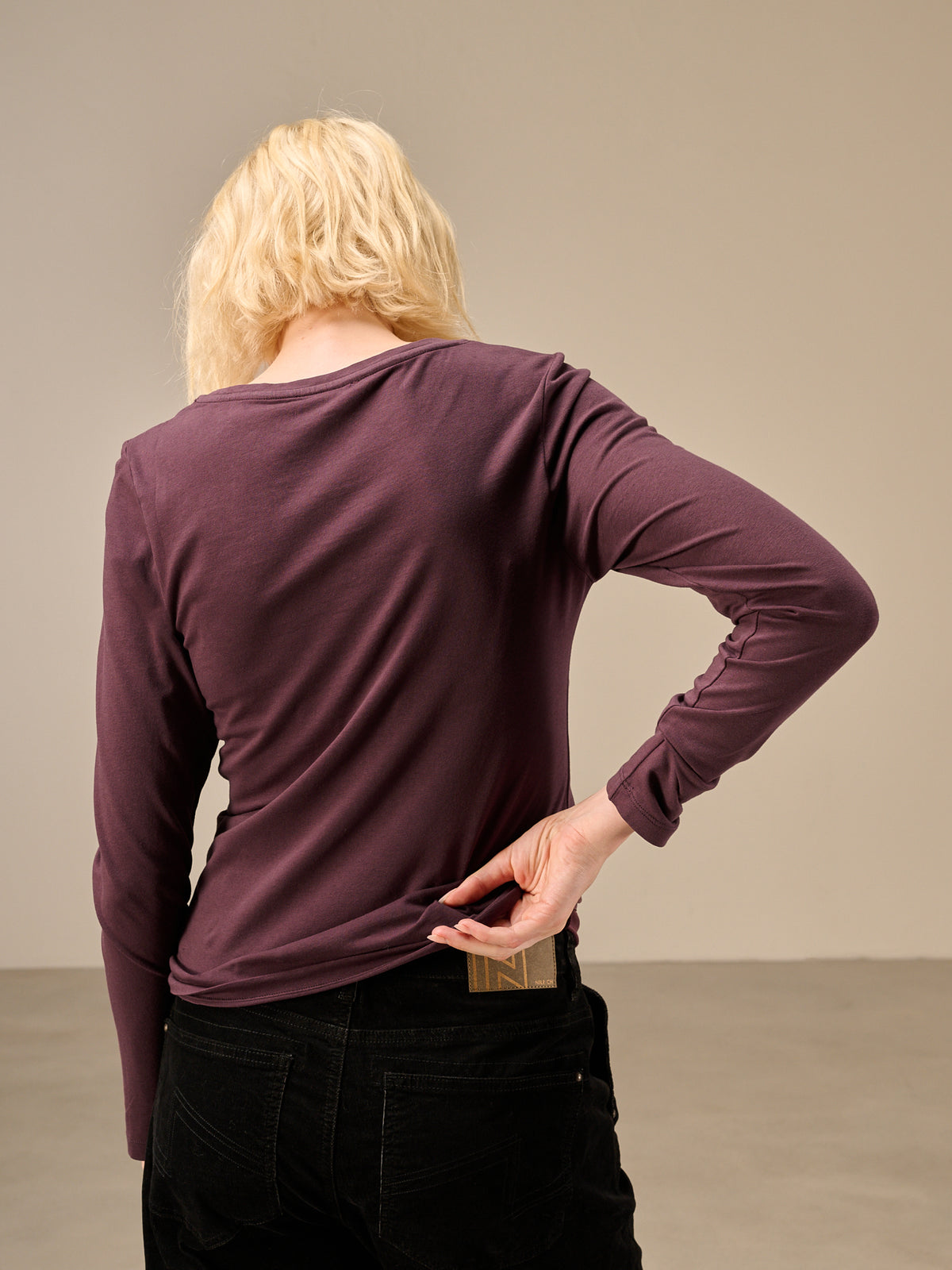 Round-neck shirt
