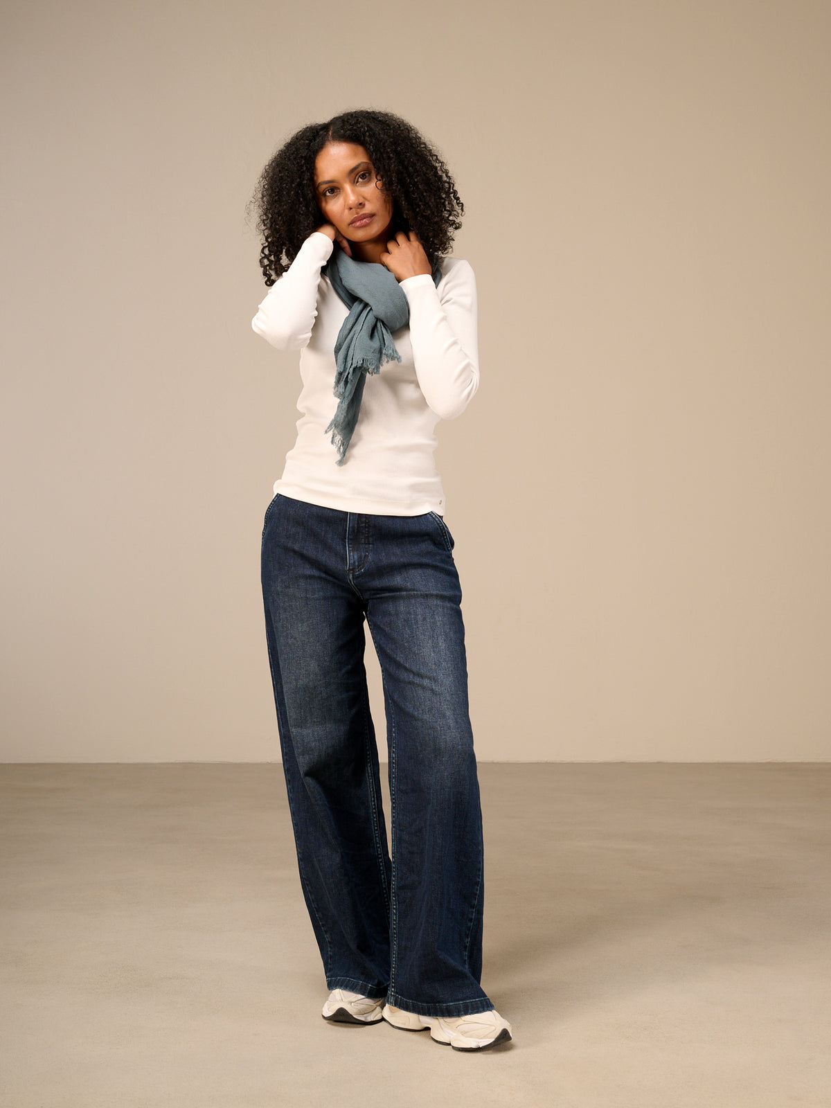 Wool scarf