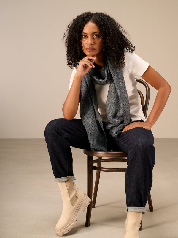 Wool scarf