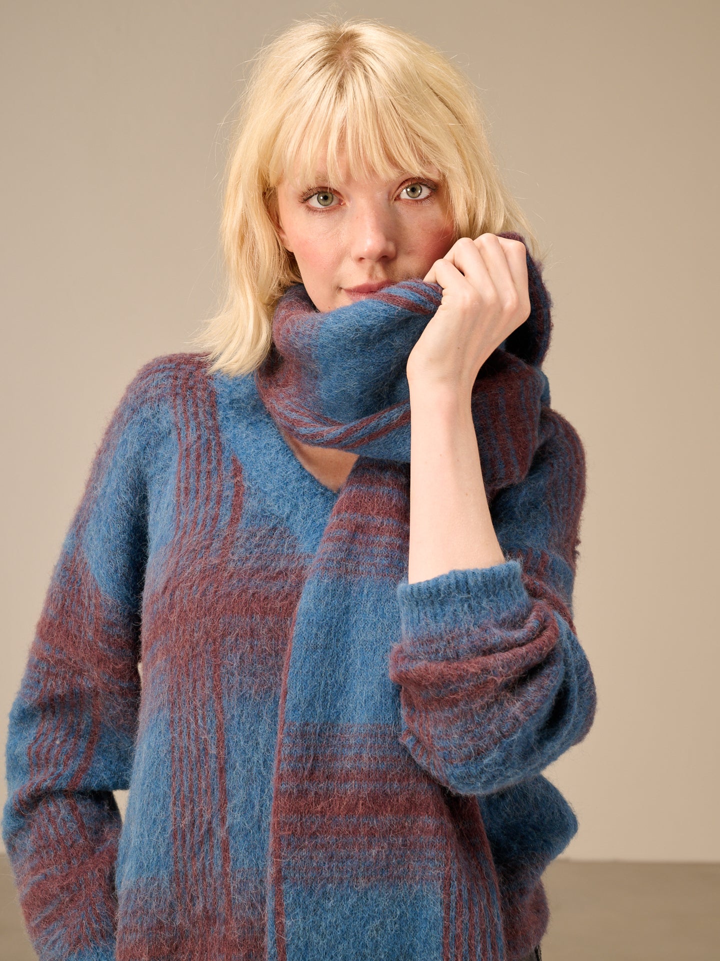 Knitted scarf
