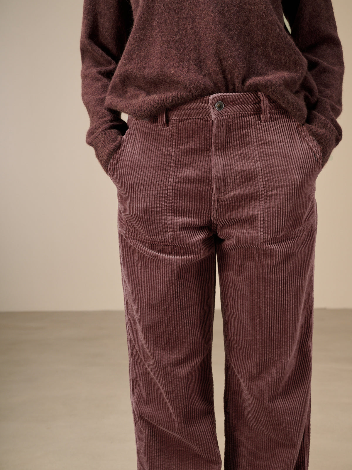 Straight-leg trousers