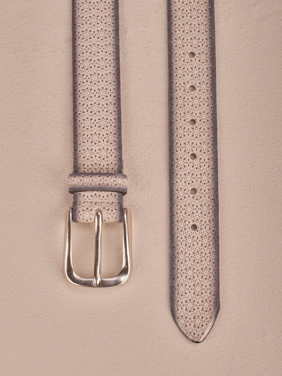 Leather belt