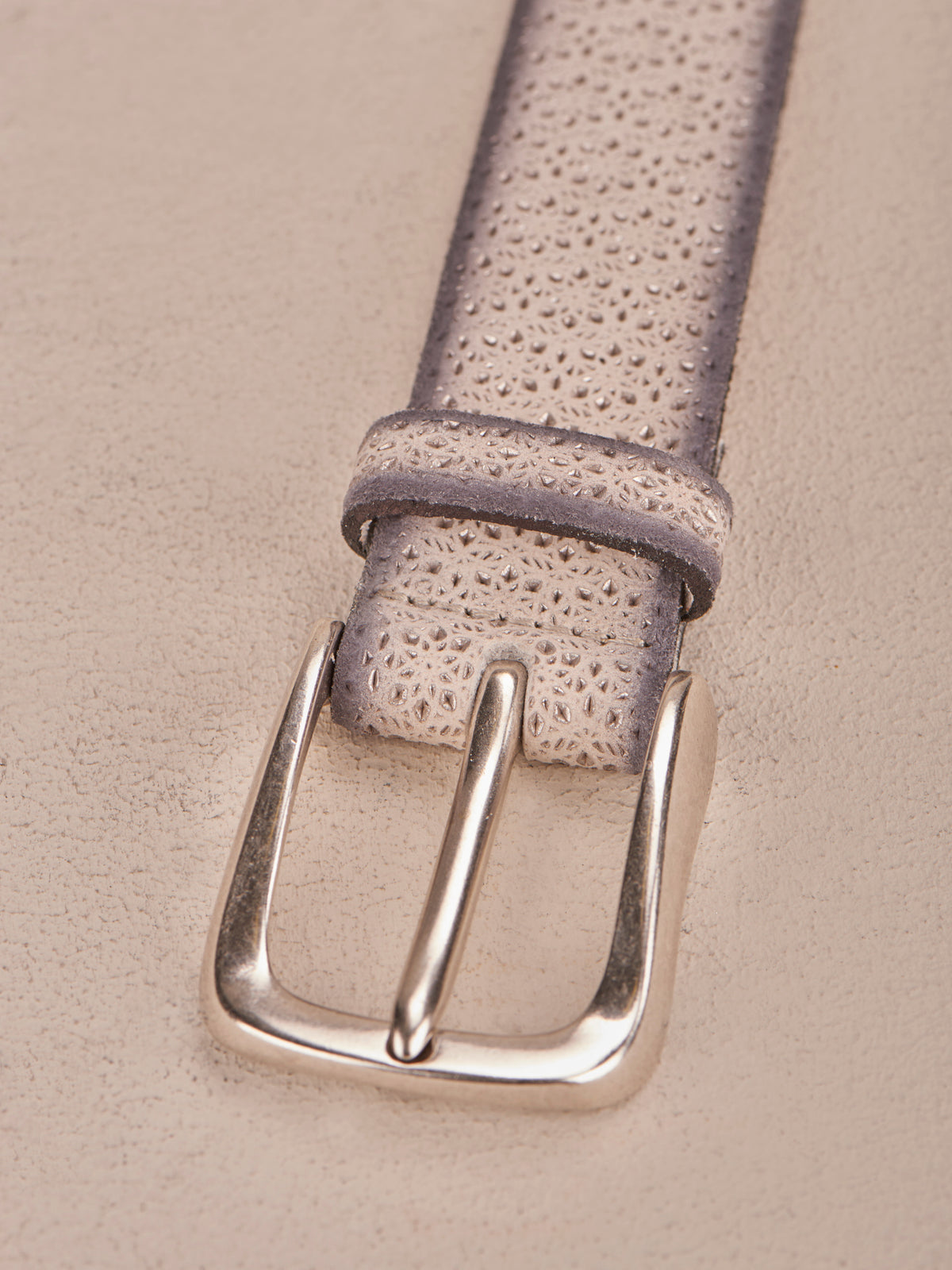 Leather belt