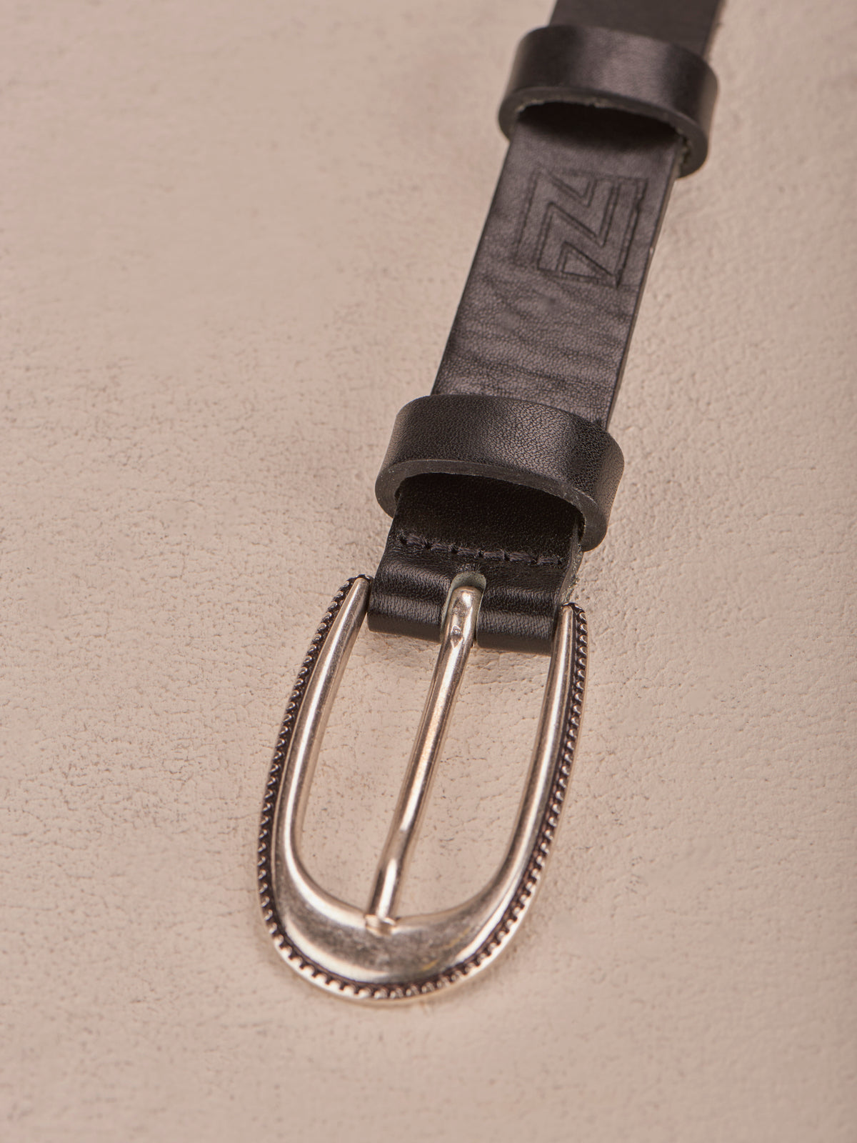 Leather belt