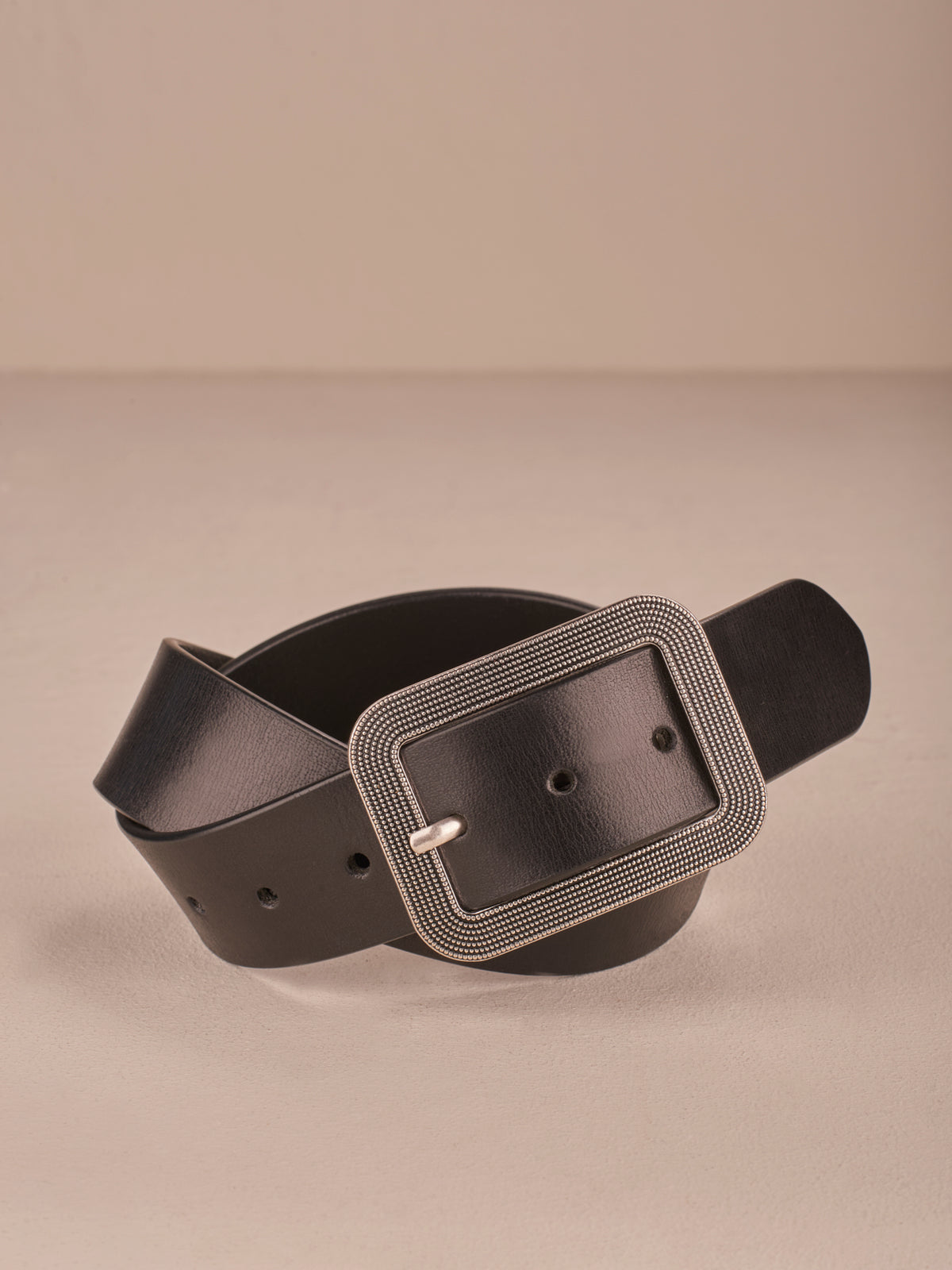 Leather belt