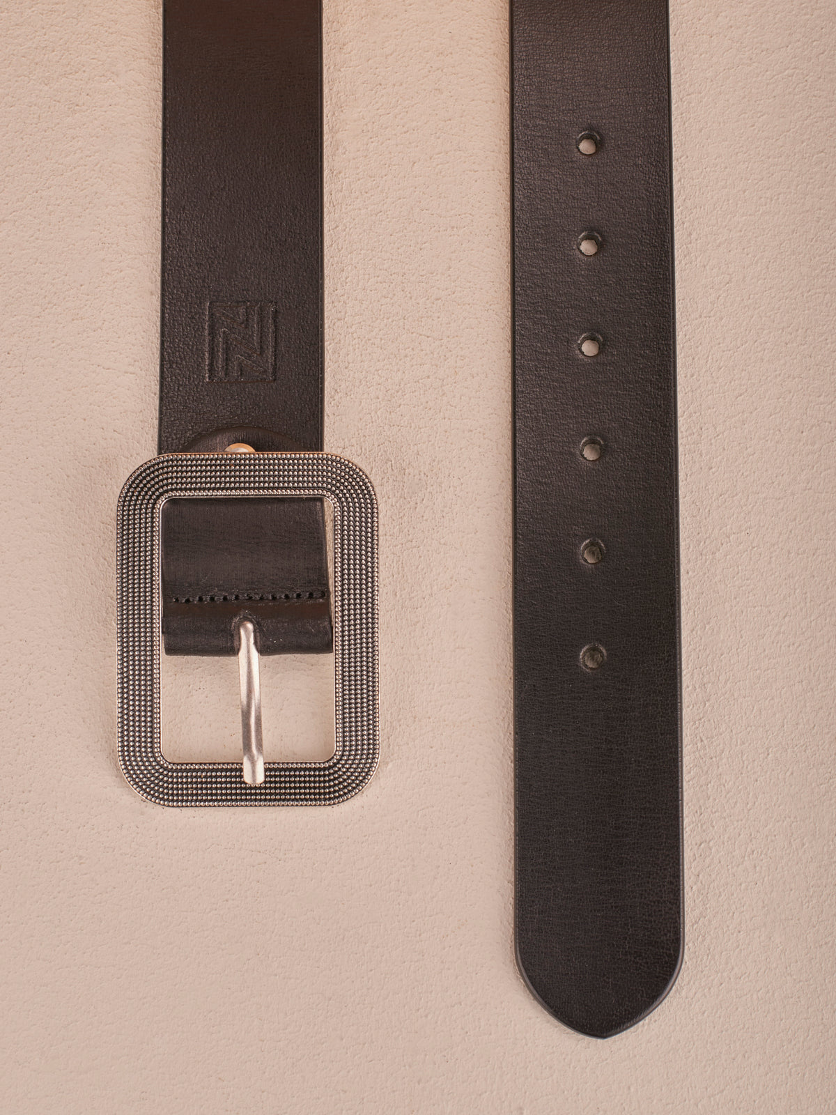 Leather belt