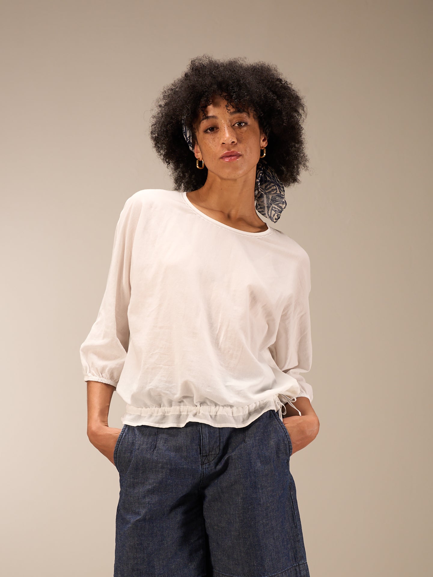 blouse à col rond