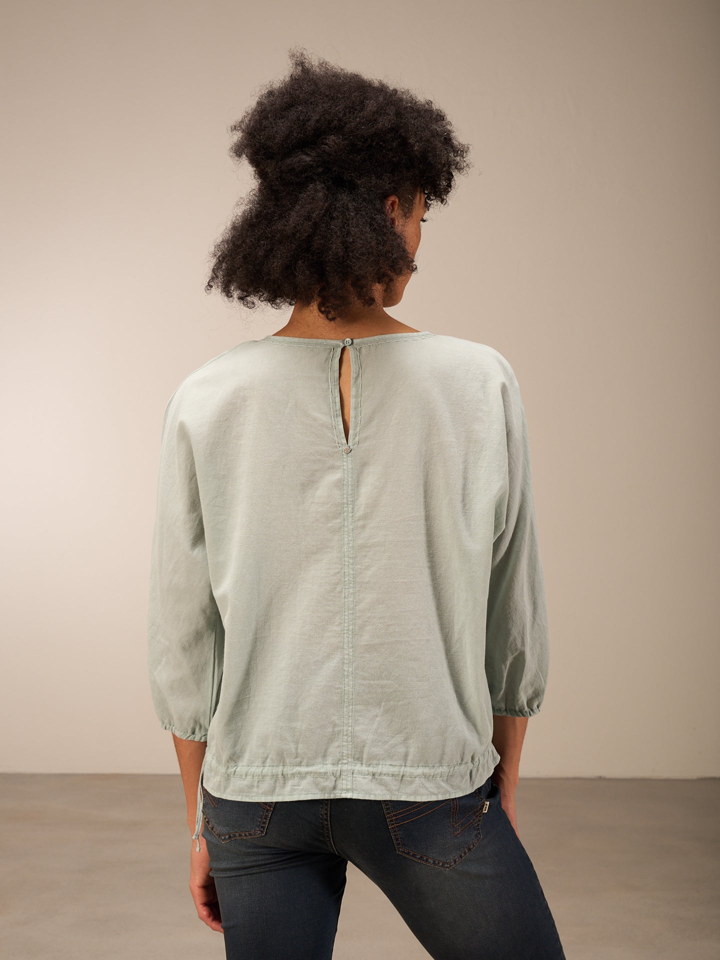 blouse à col rond