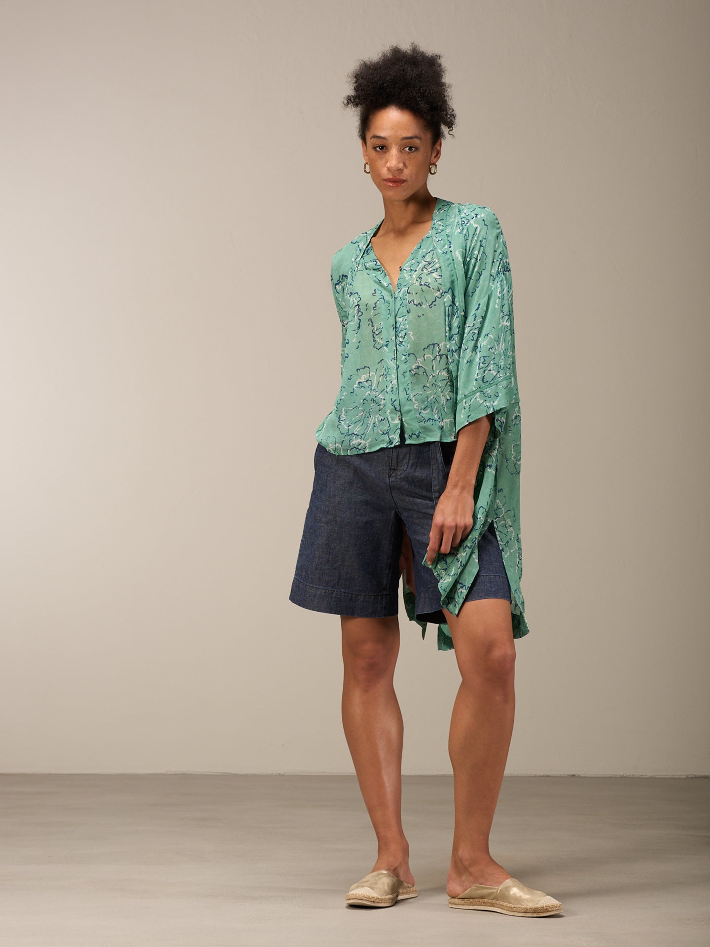 Blouse with button placket