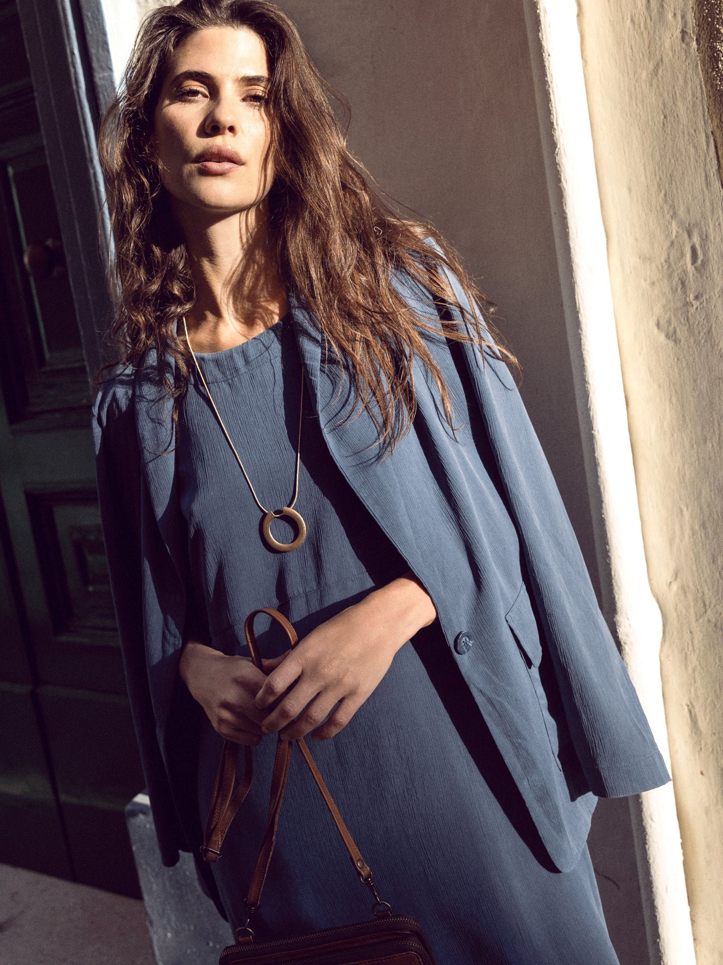 Round-neck dress