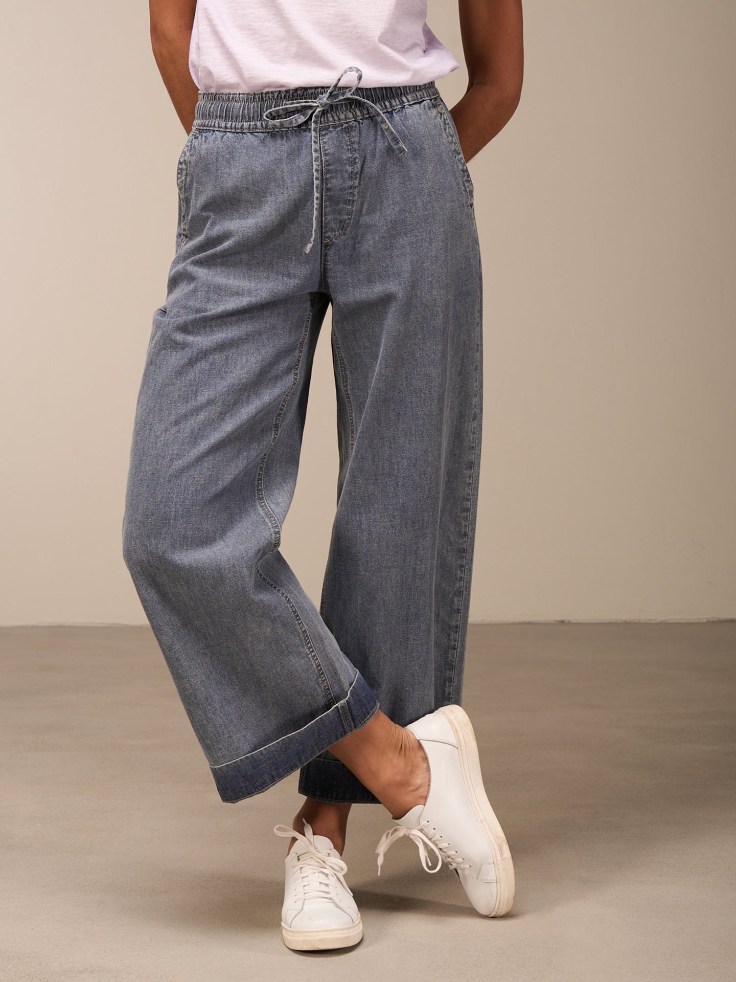 Hose Wide