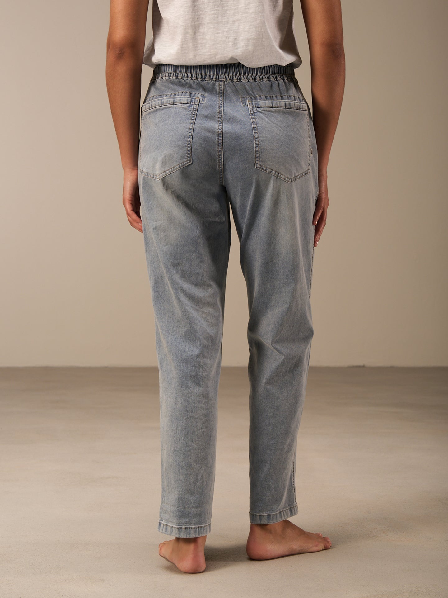 Jogging pants