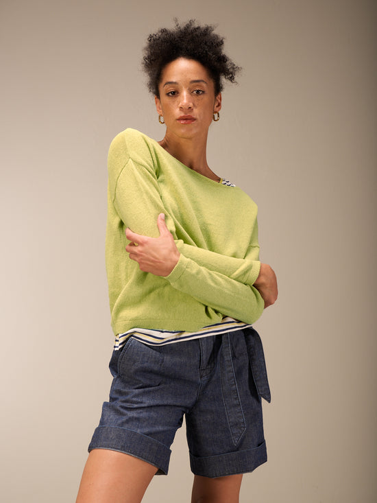 Knitted sweater with linen