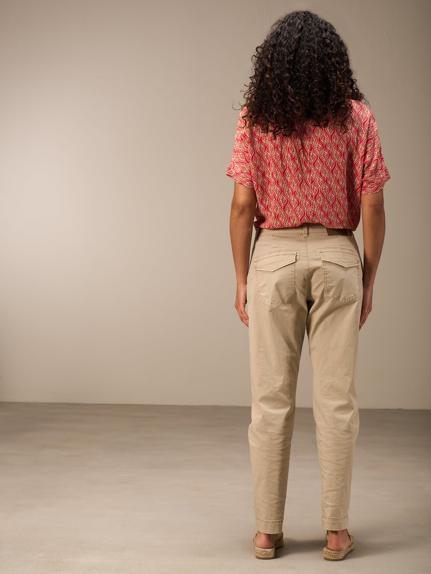 Chinos