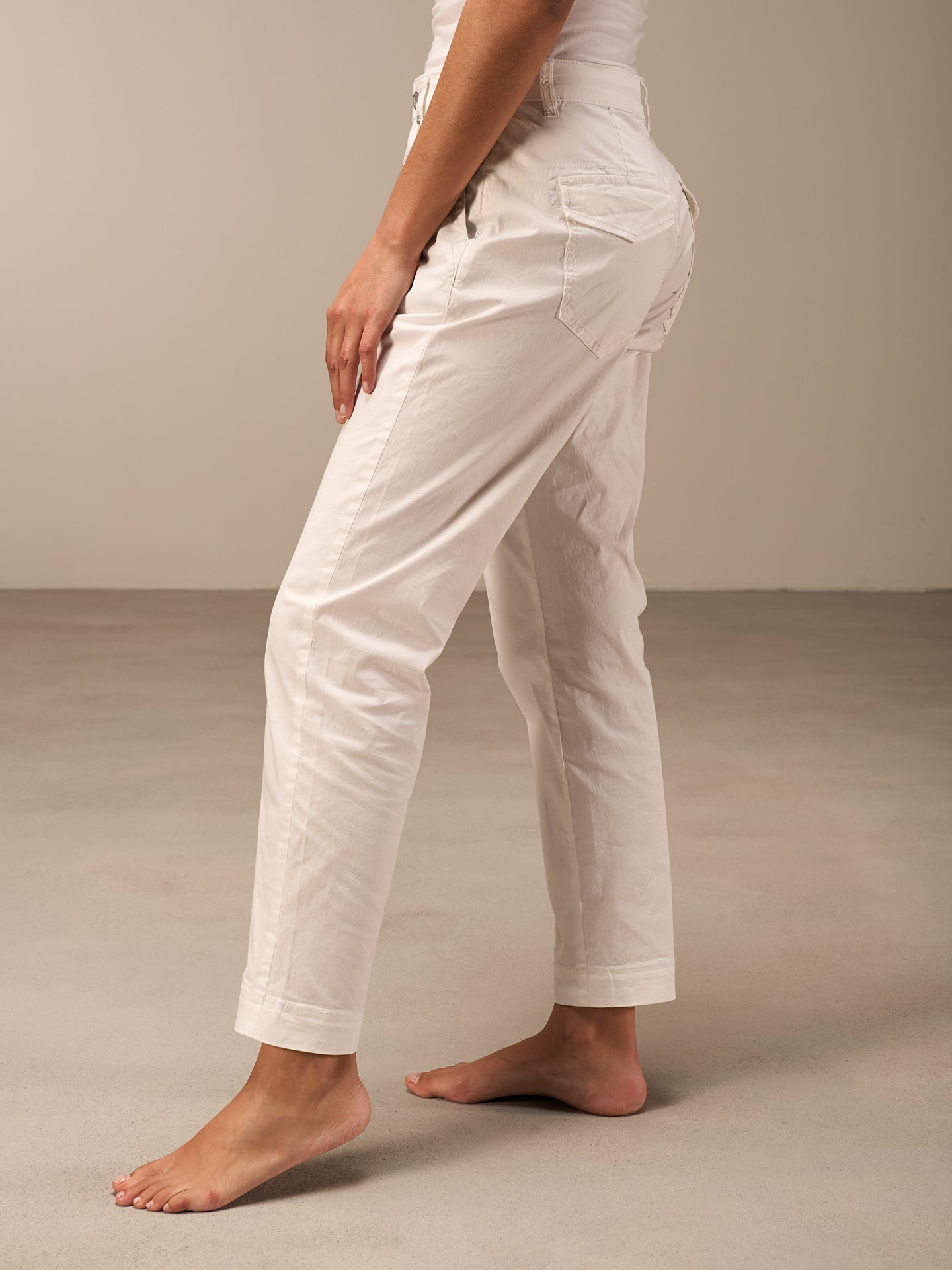 Chinos