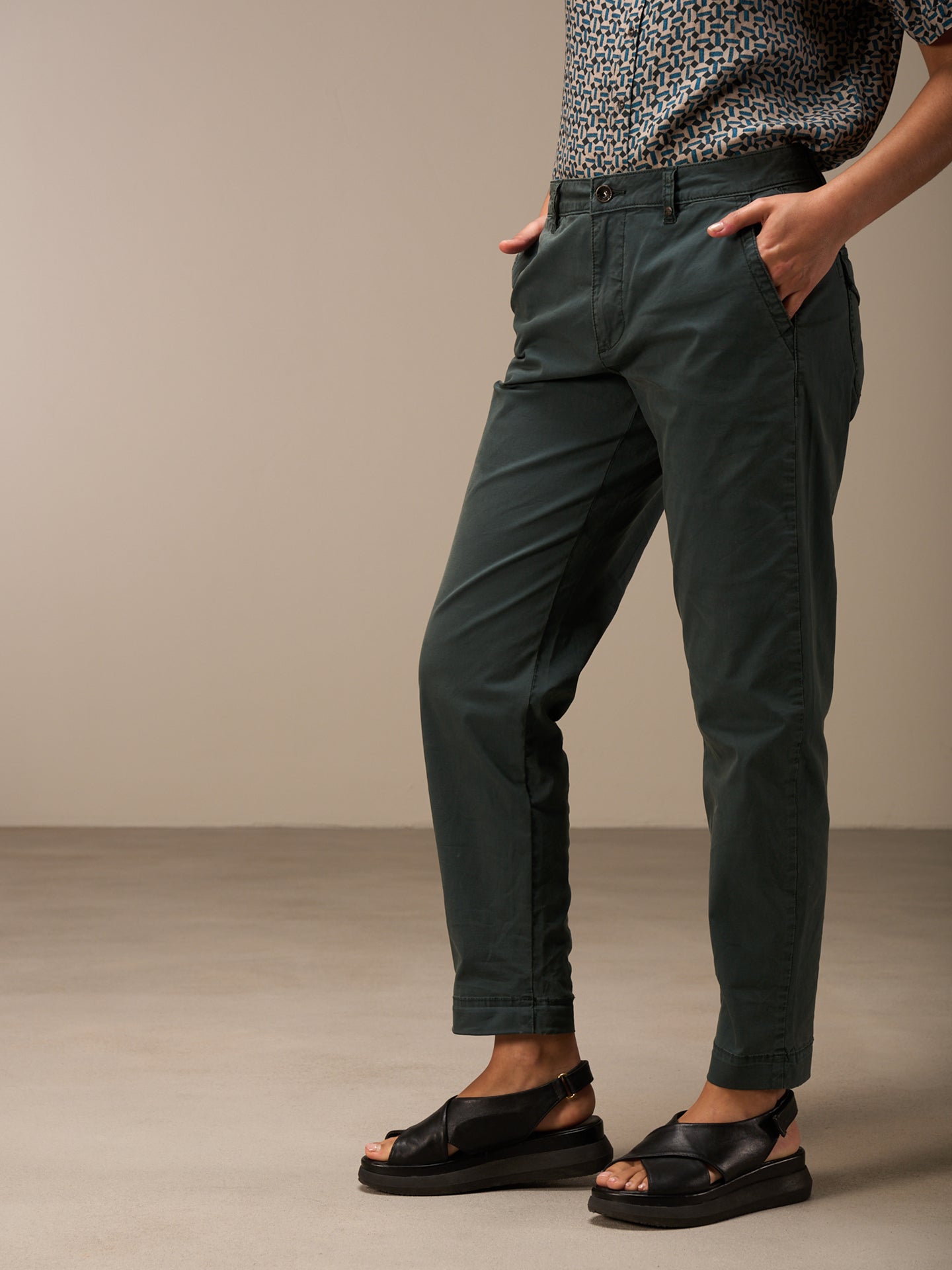 Chinos