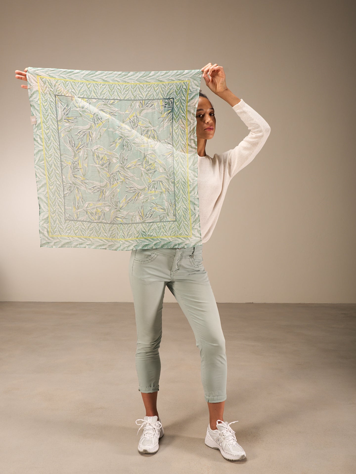 Cotton scarf
