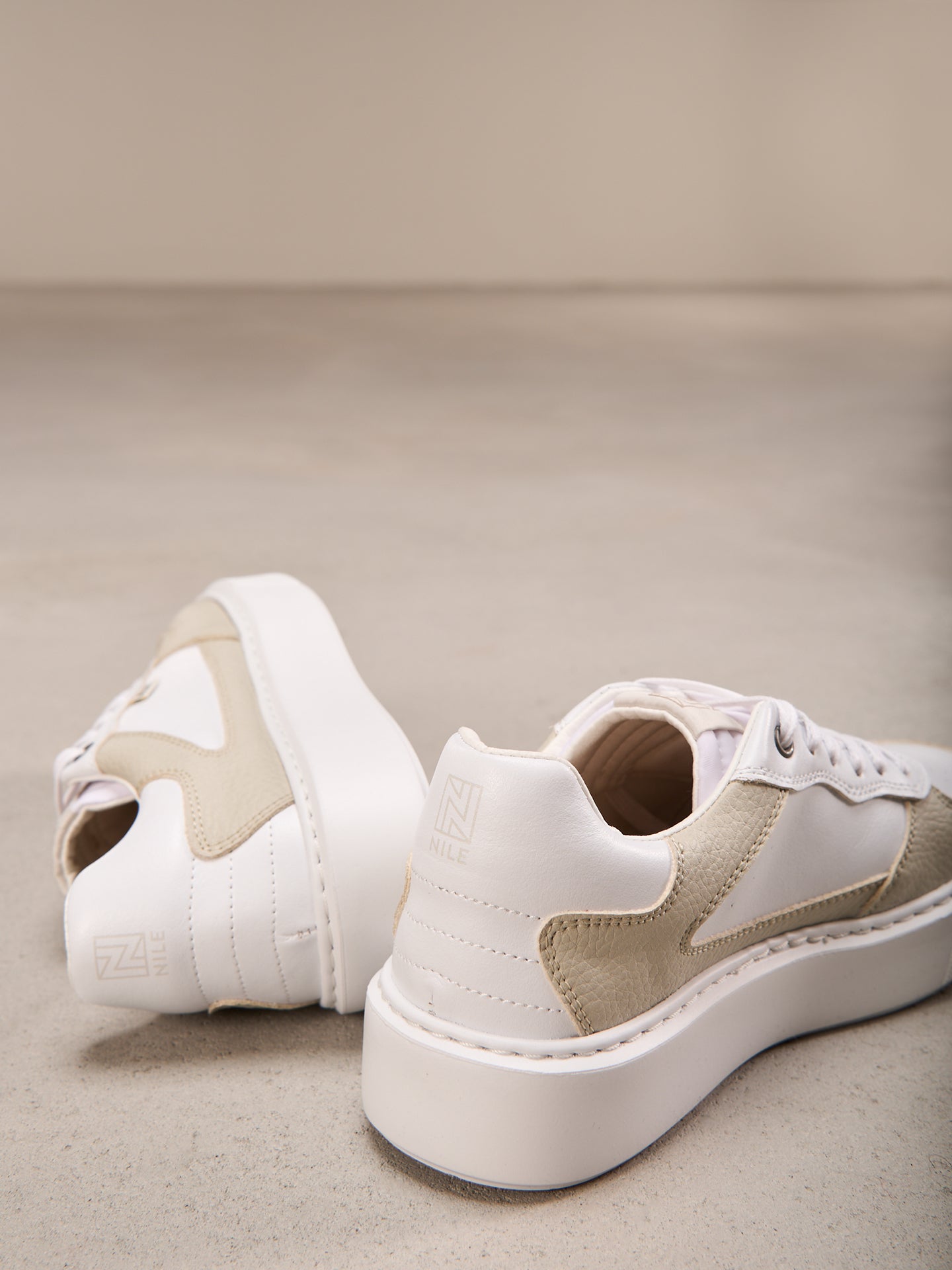 N86 sneakers