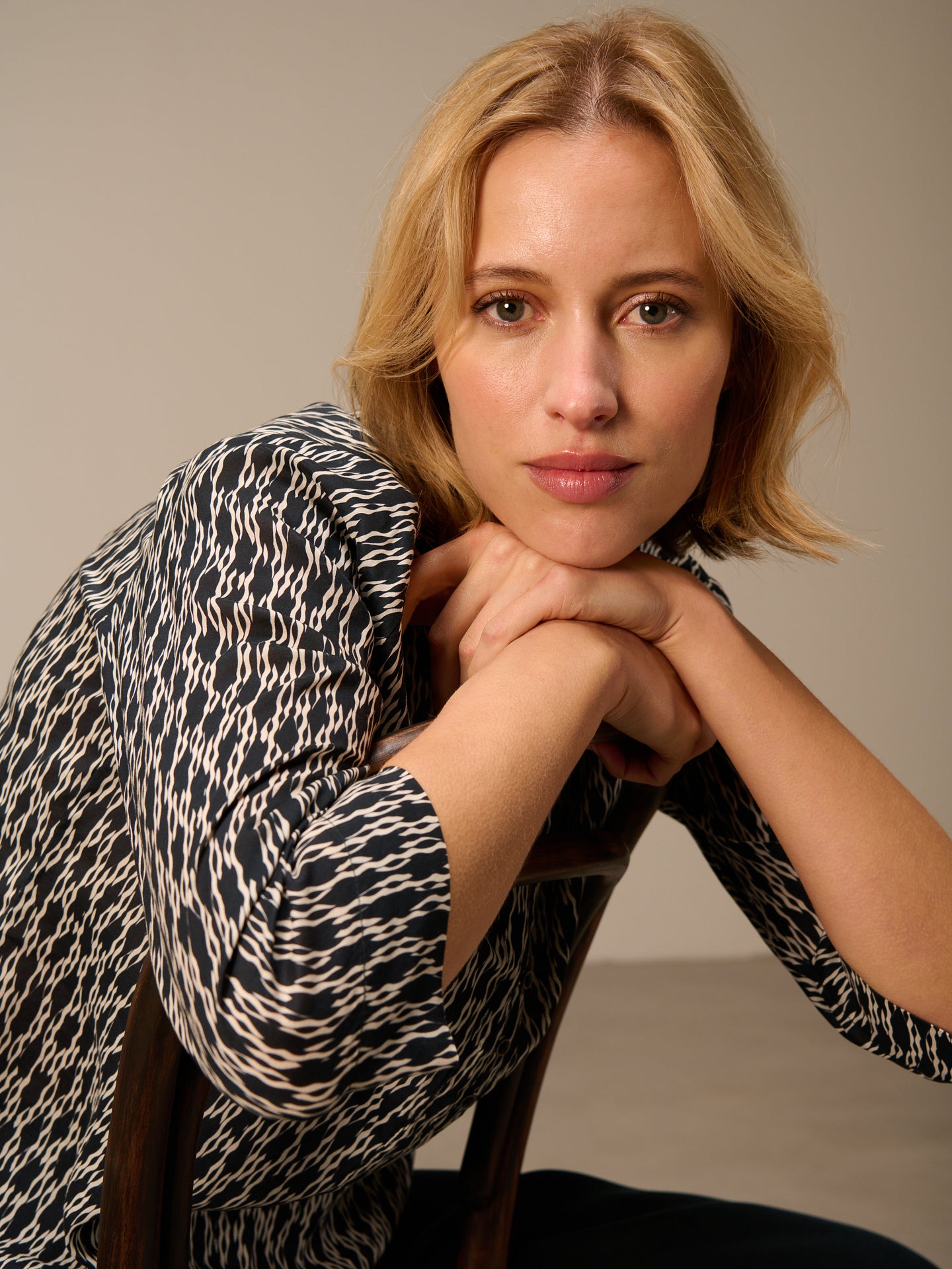Blouse with stand-up collar