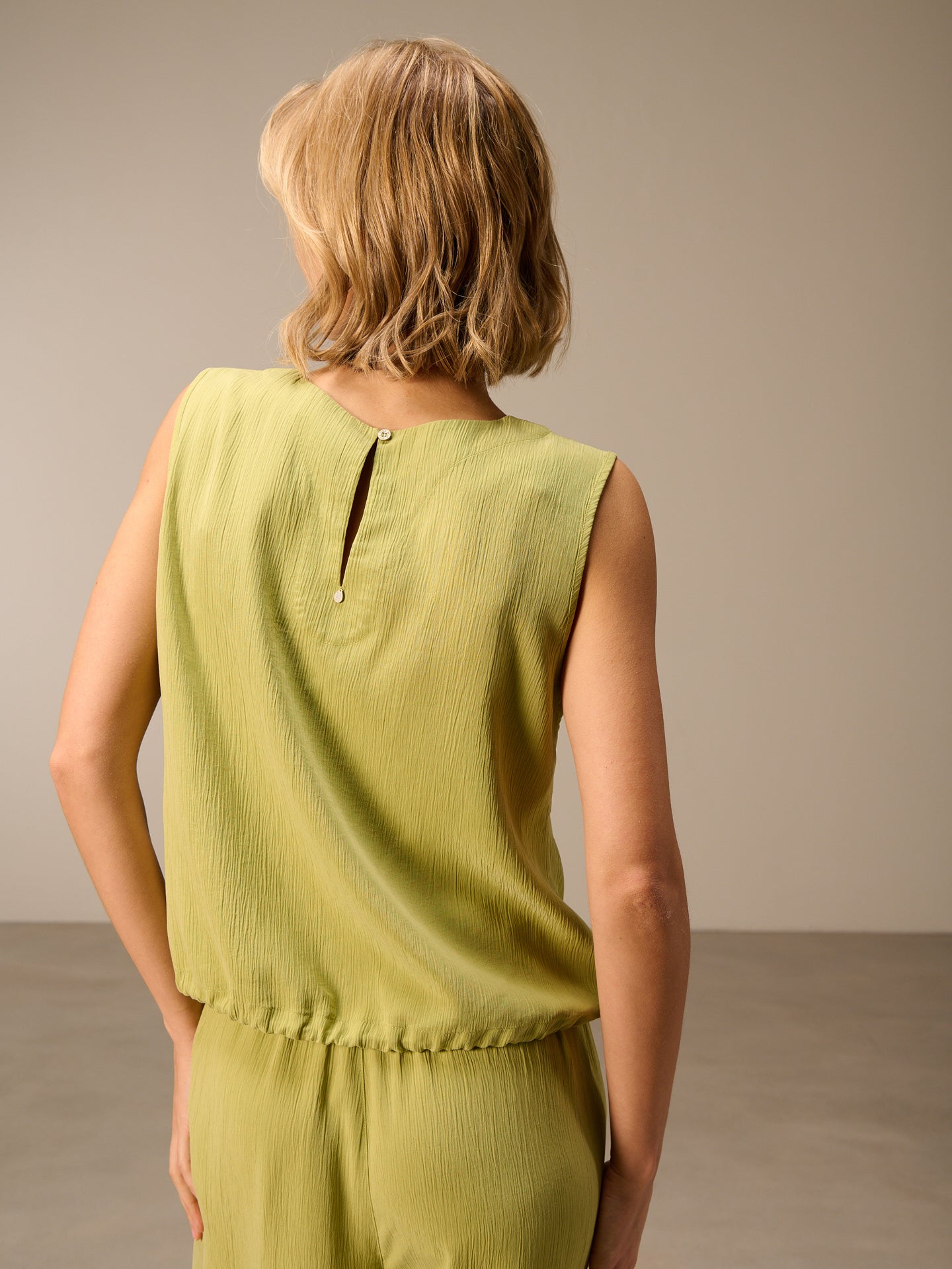 Plain blouse