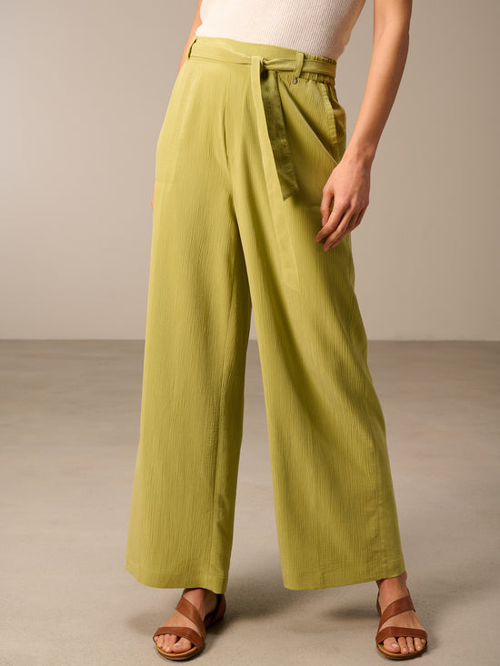 Pantaloni a gamba larga