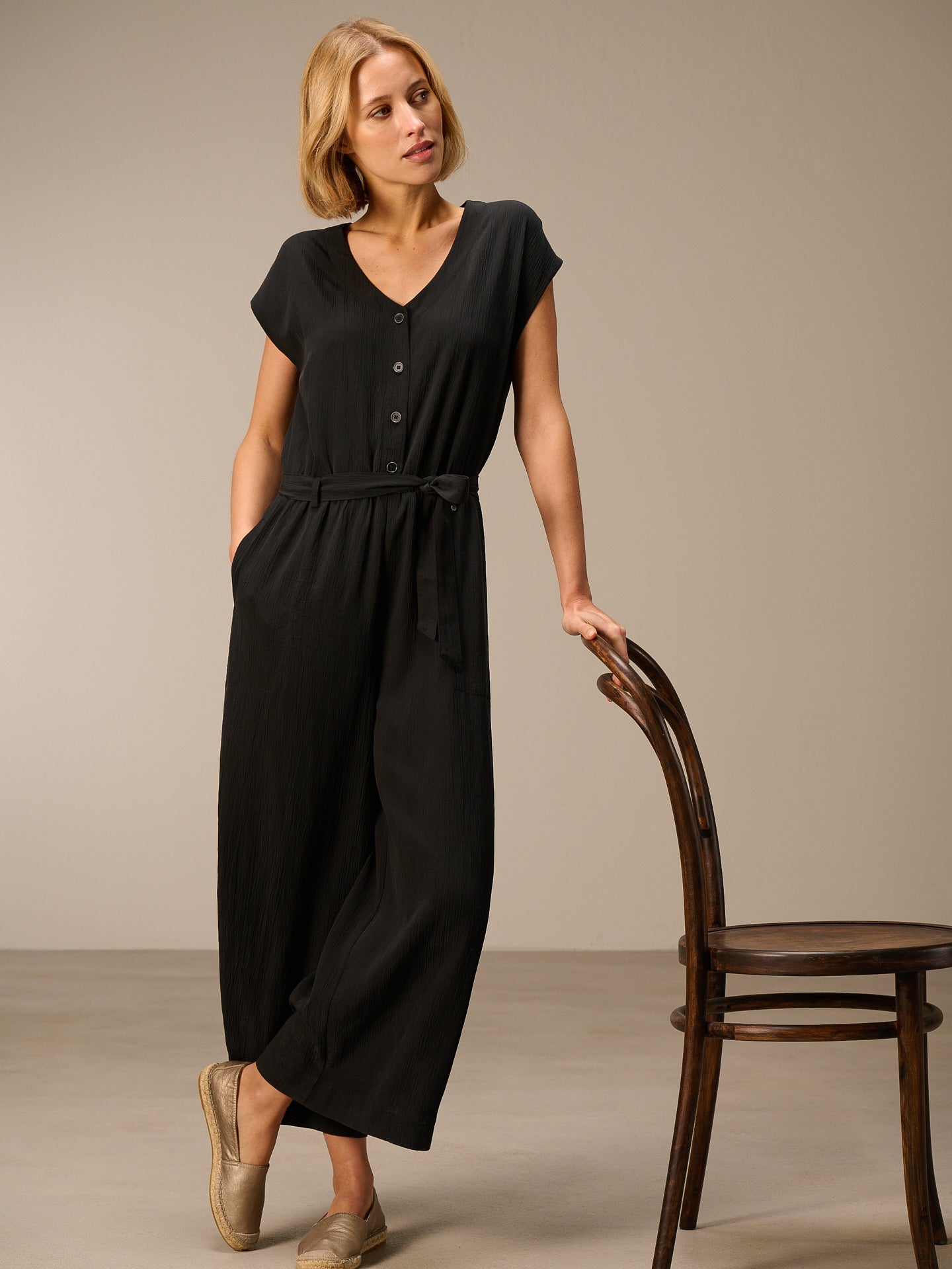 Jumpsuit with belt