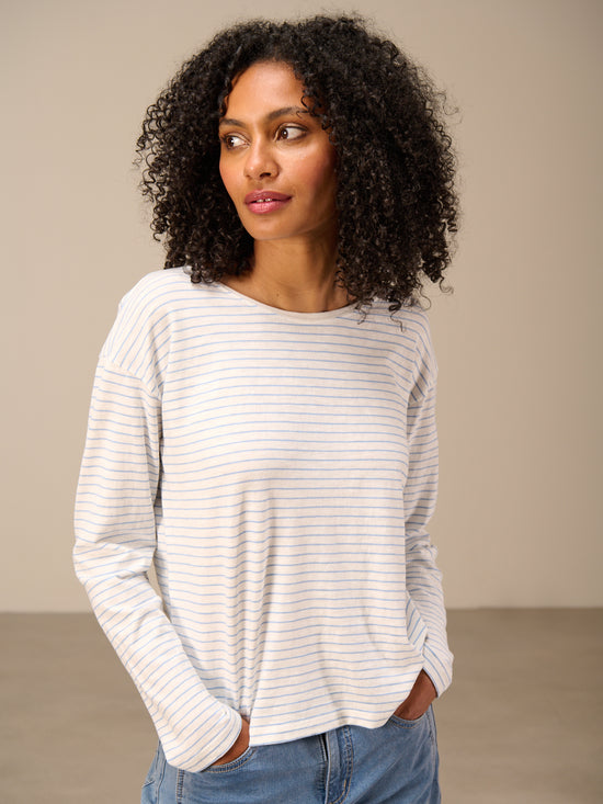 Long-sleeved shirt