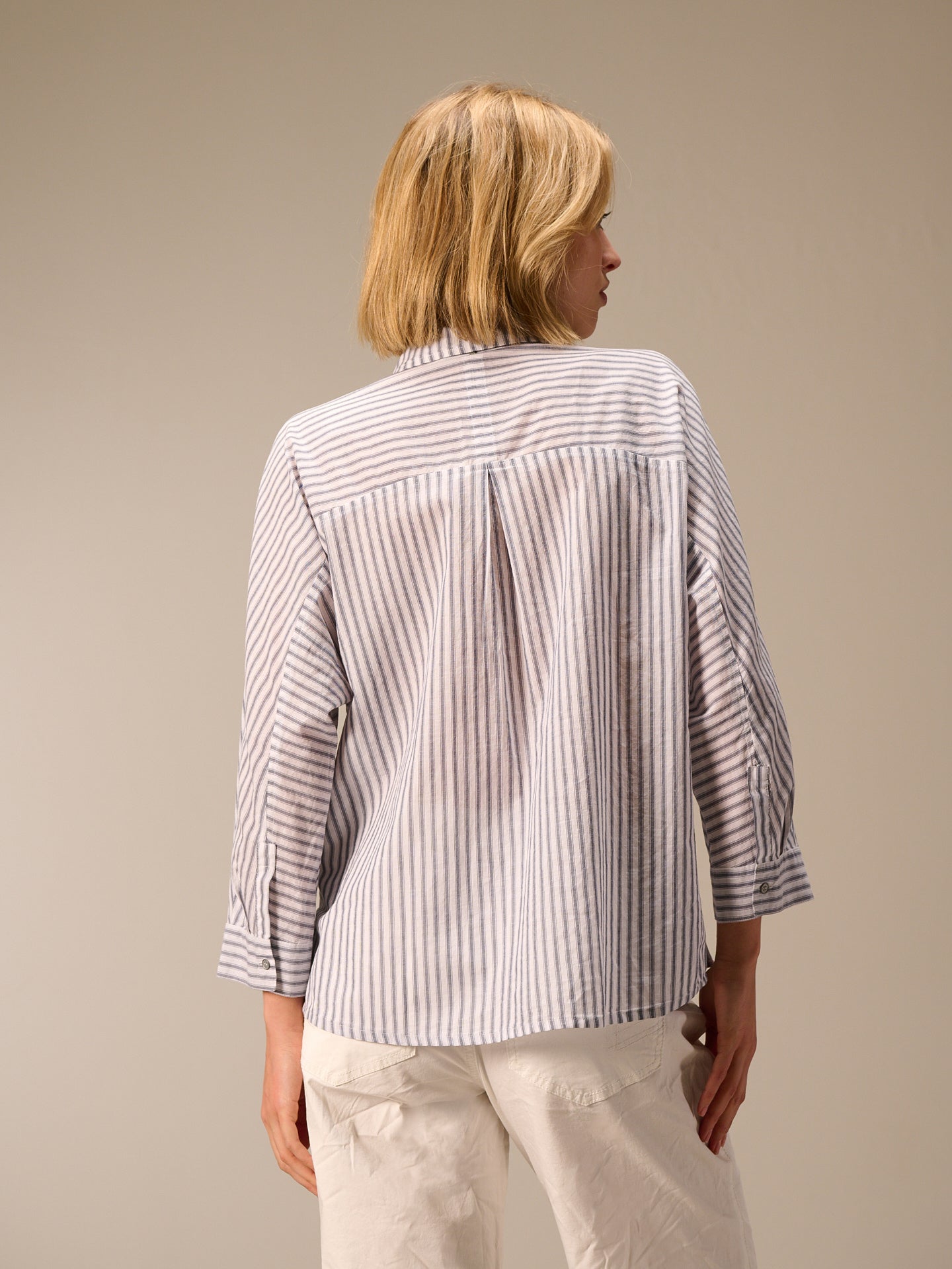Blusa con maniche a 3/4