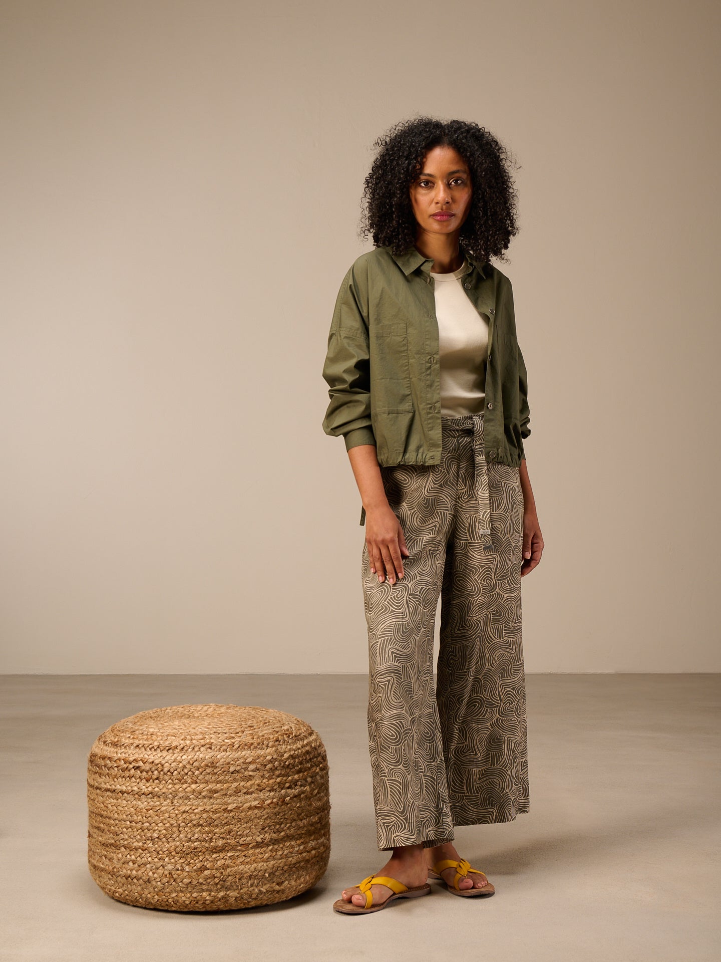 Wide-leg pants