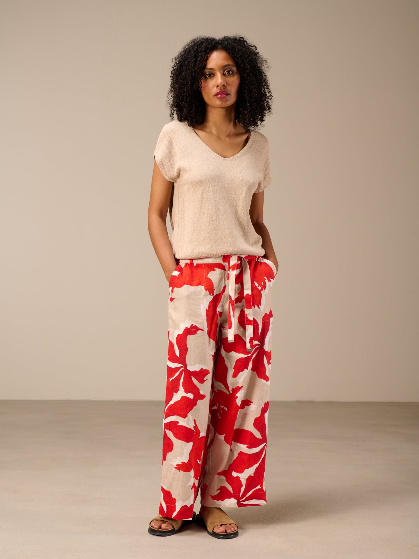 Wide-leg pants