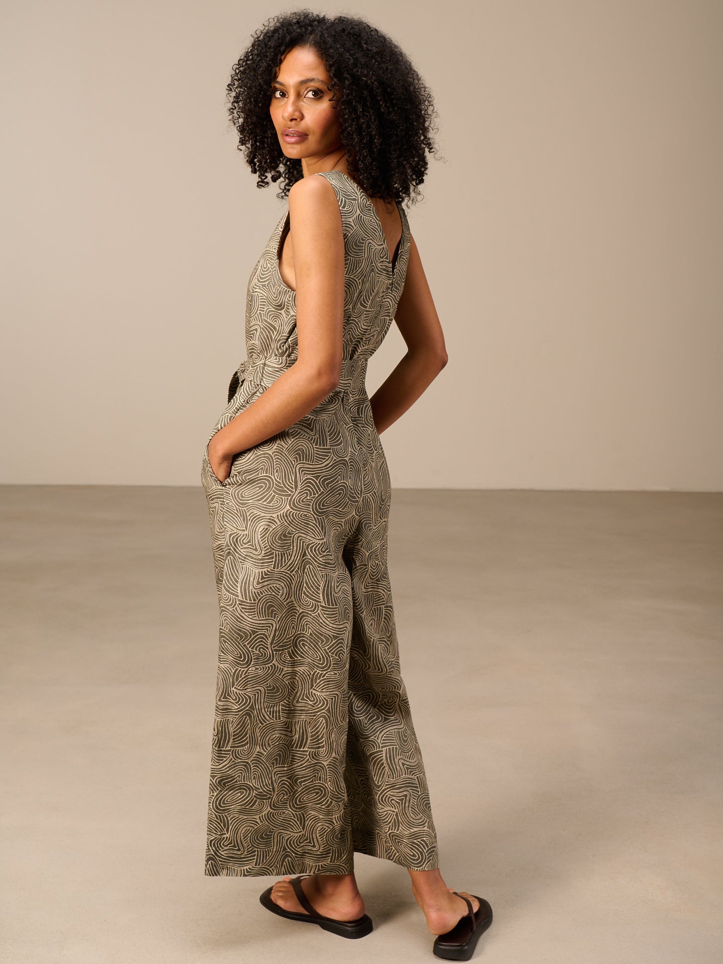 Jumpsuit with belt