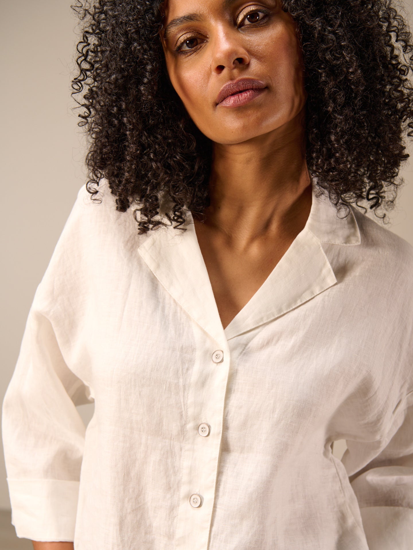 3/4-sleeved blouse