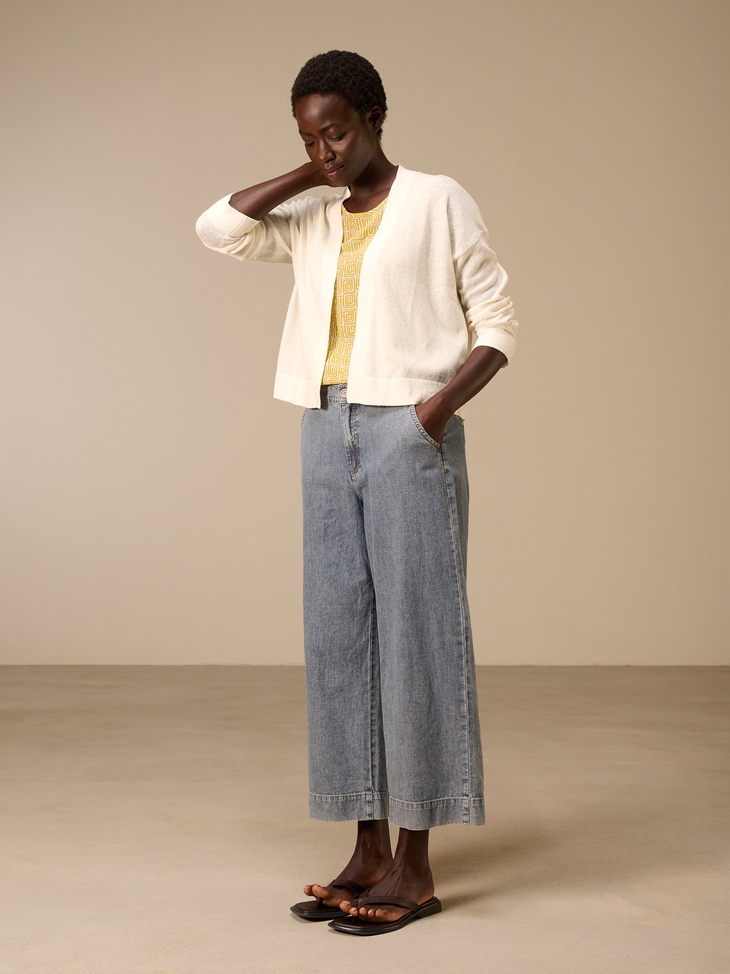 Cardigan with linen