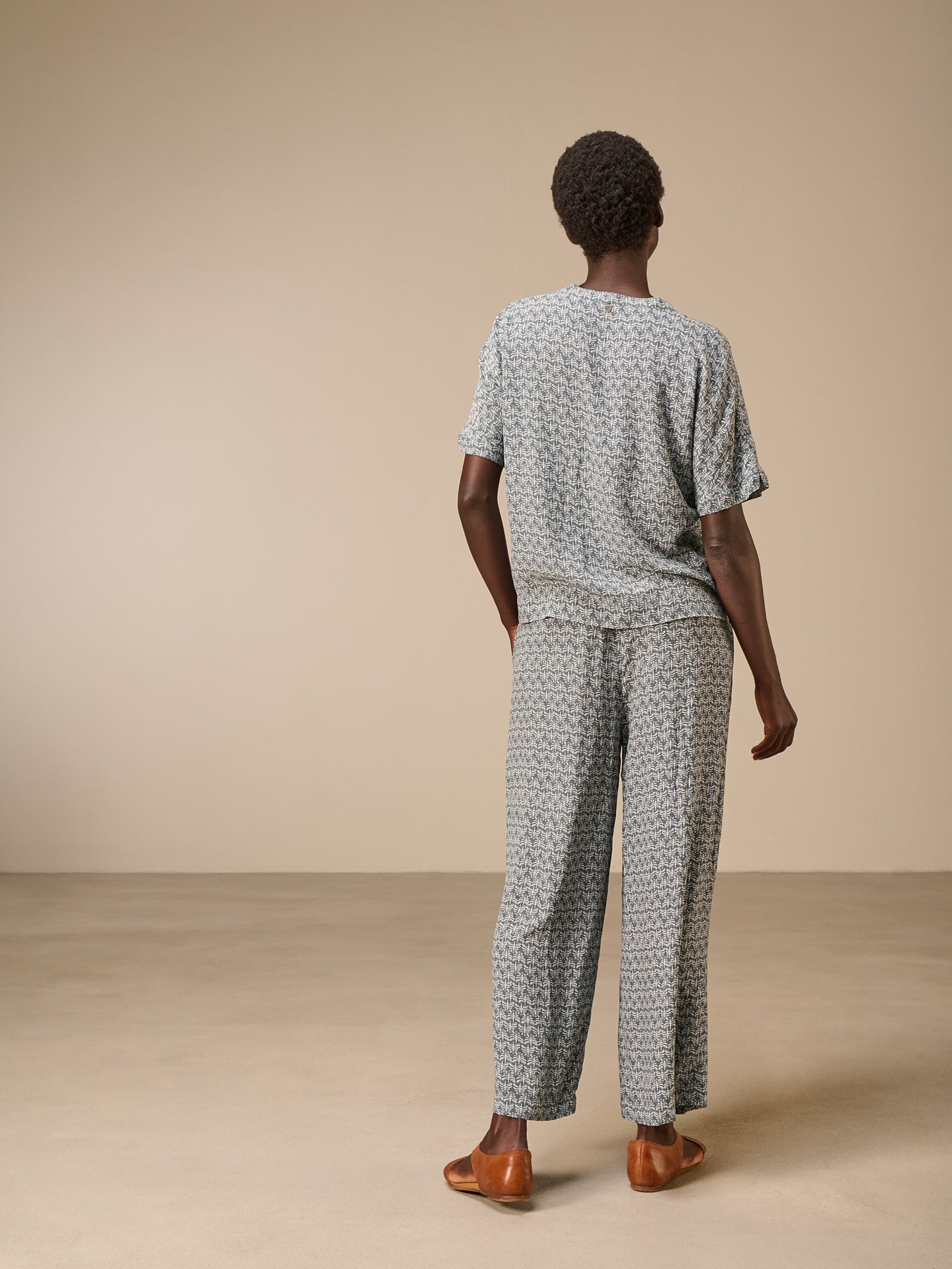 Blouse with stand-up collar