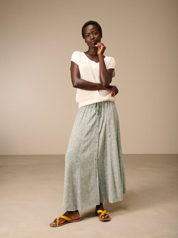 Button-up skirt