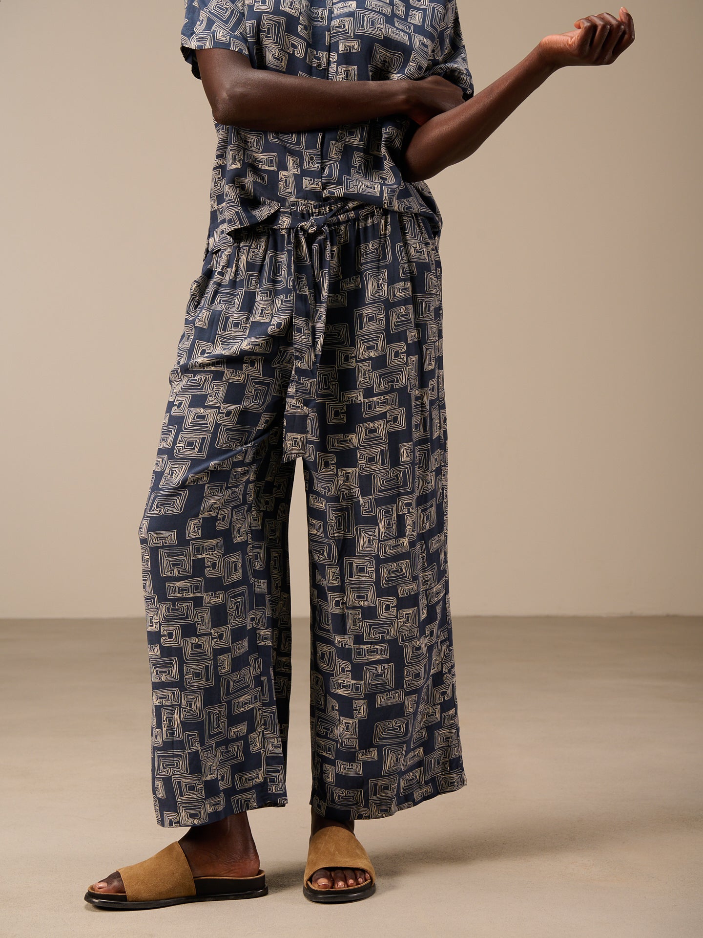 Printed pants