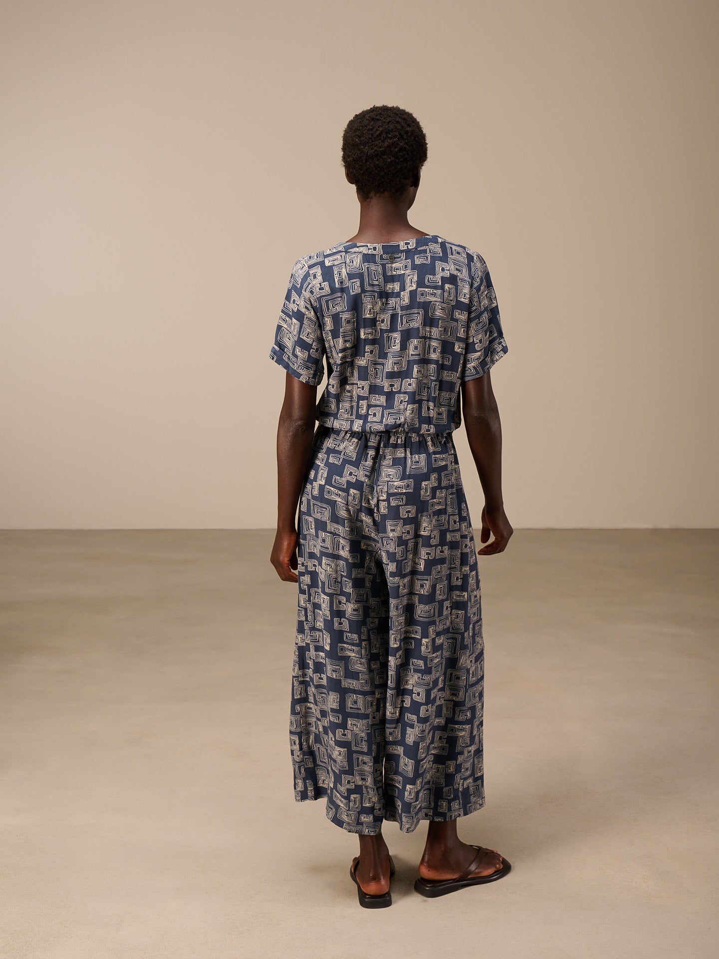 V-neck jumpsuit