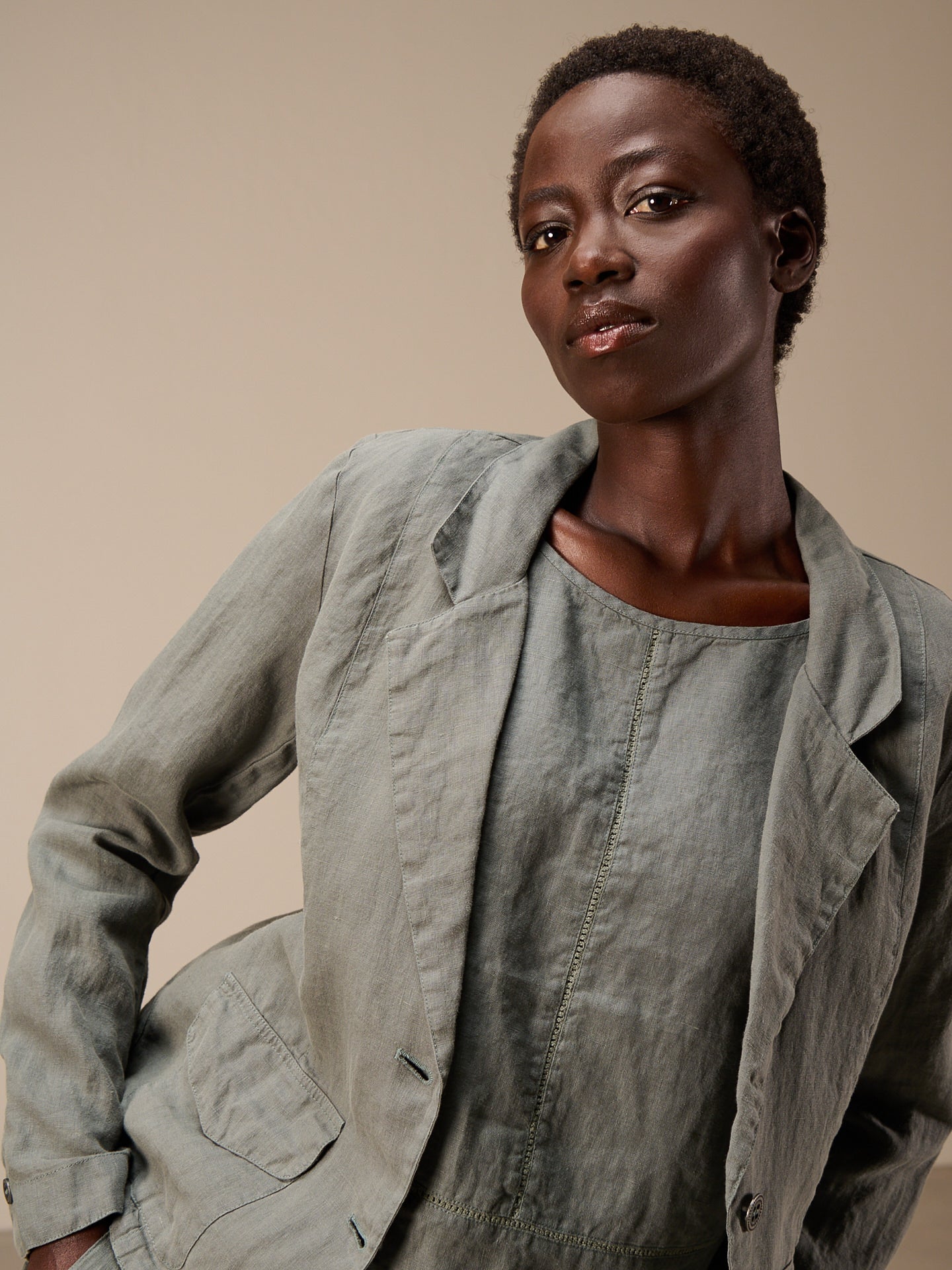 Jacket with notch lapel