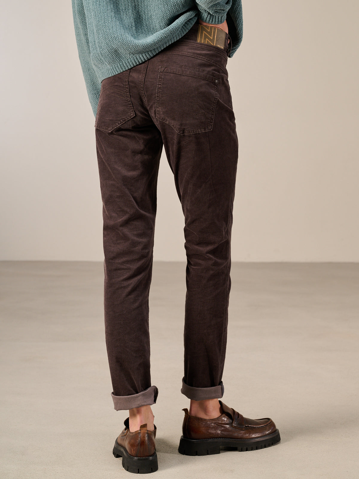 Tapered pants