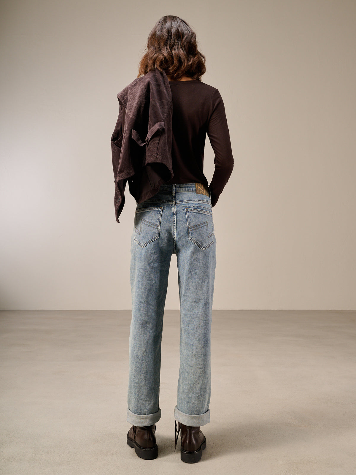 Straight-leg jeans