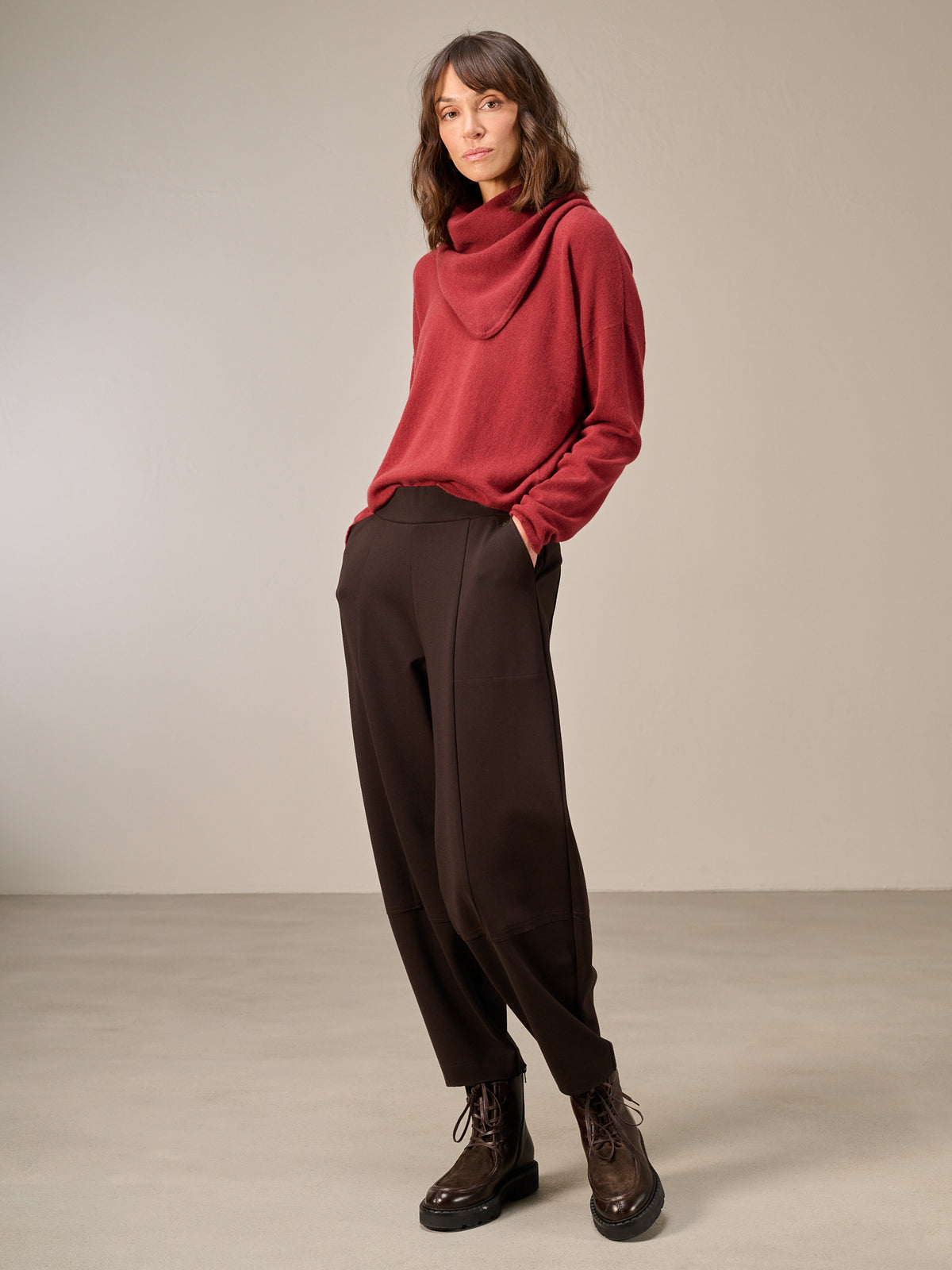 Knitted sweater with cashmere