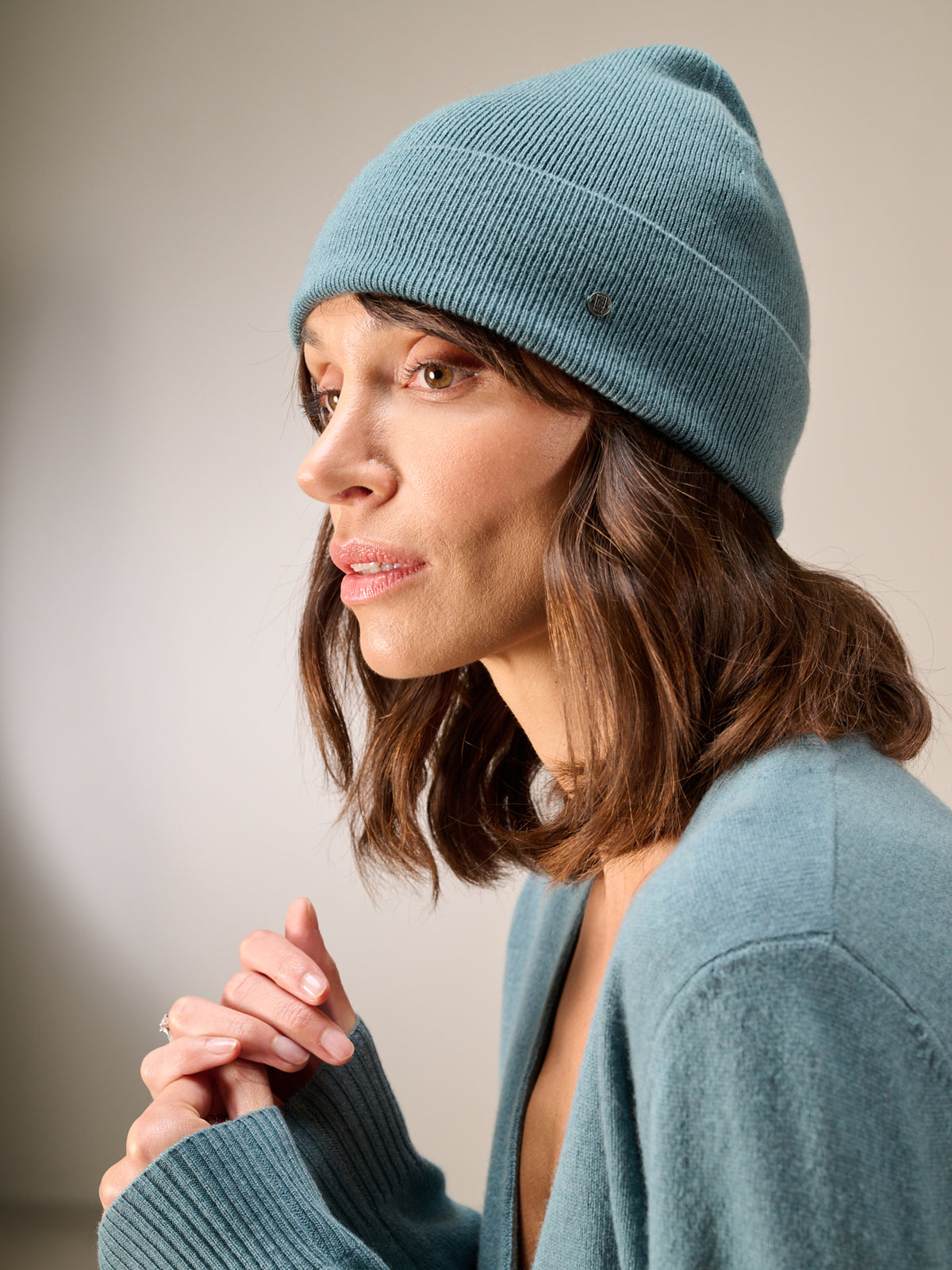Hat with cashmere