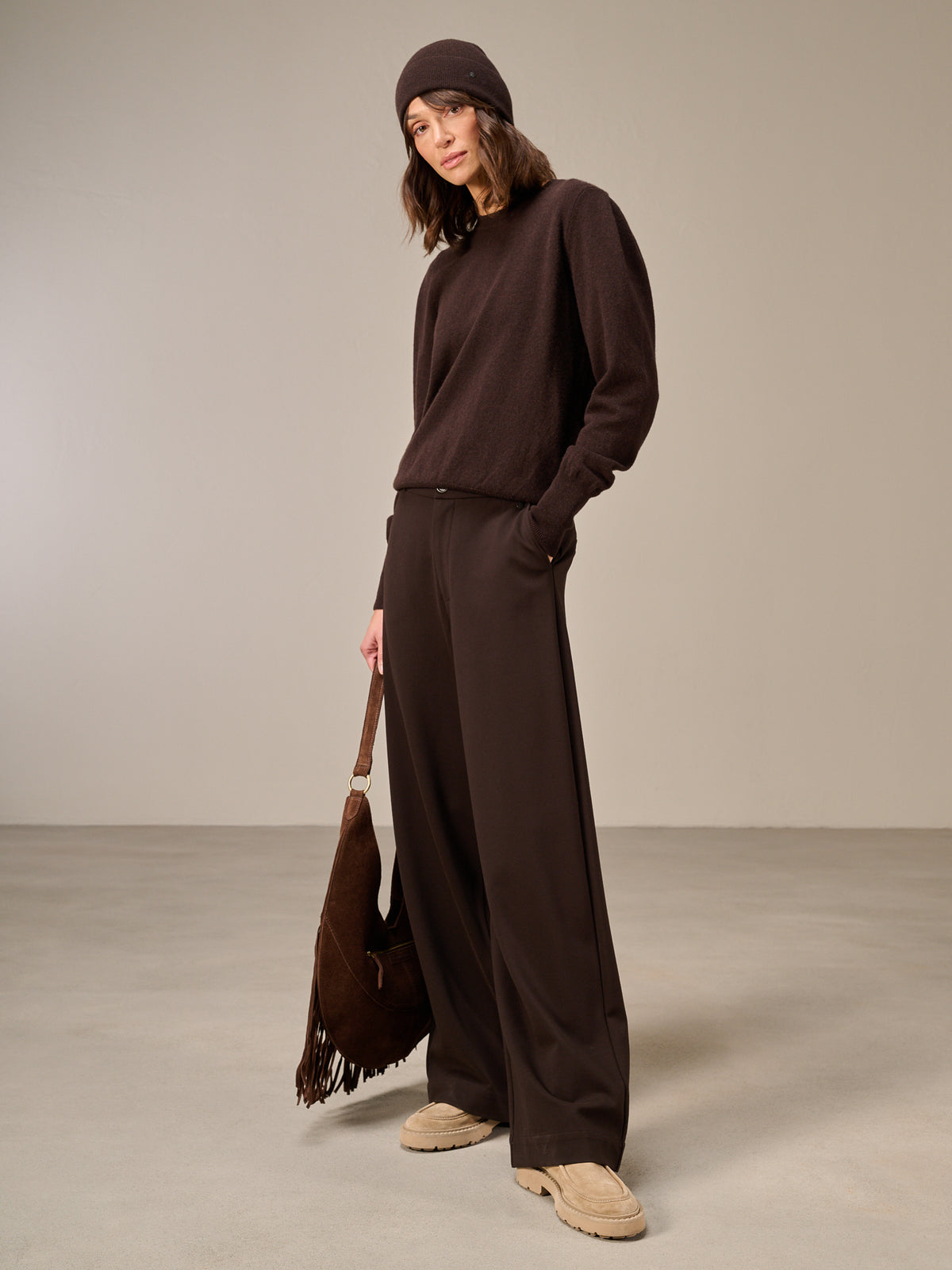 Wide-leg pants