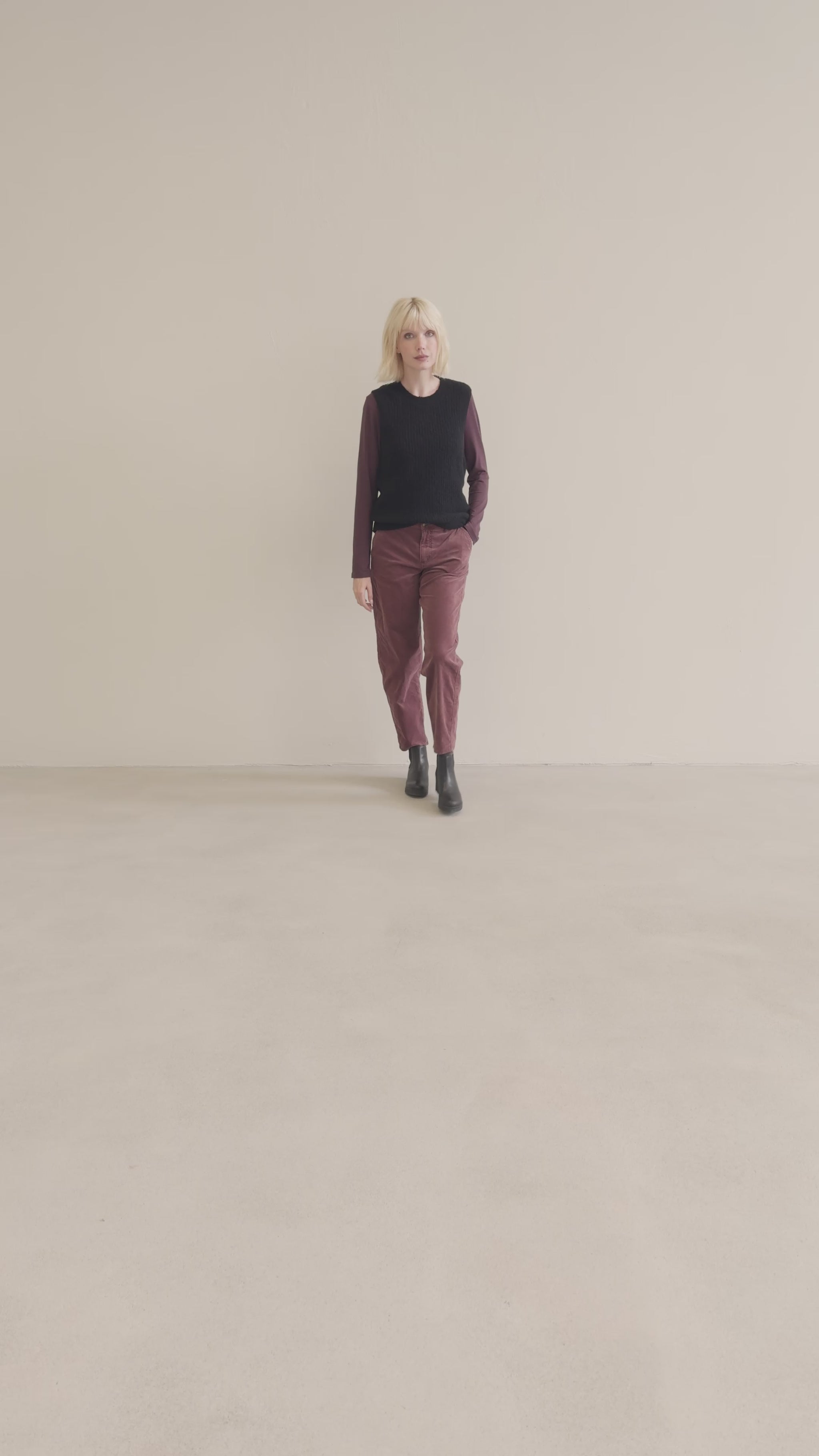 H26629_plum_6